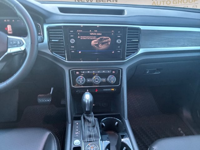 2022 Volkswagen Atlas 2.0T SE w/Technology