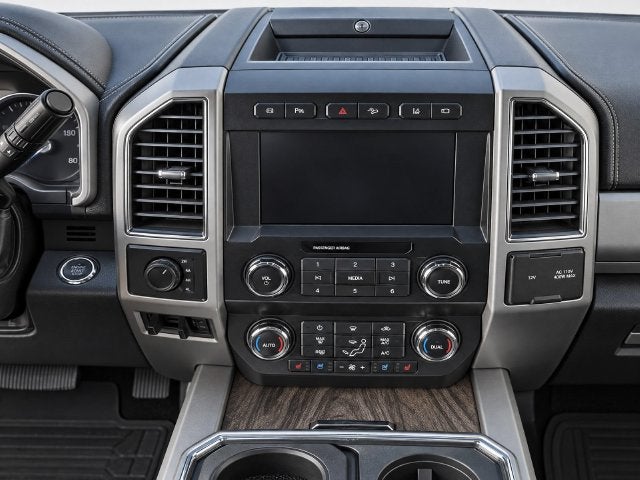 2019 Ford F-350SD Lariat DRW