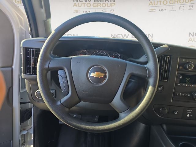 2025 Chevrolet Express 2500 Work Van Cargo