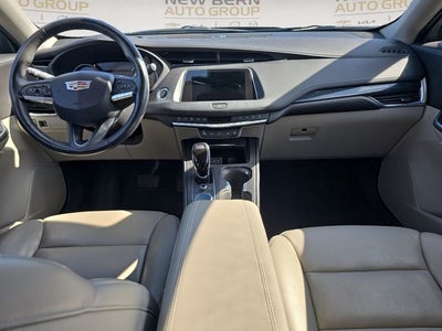 2020 Cadillac XT4 Premium Luxury