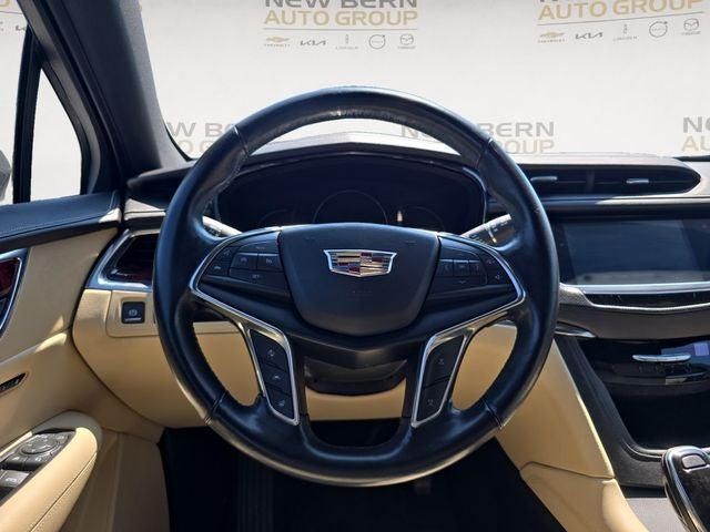 2019 Cadillac XT5 Premium Luxury
