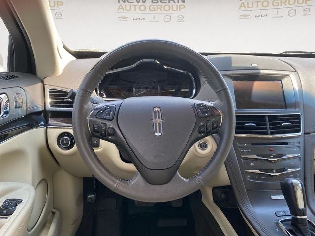 2019 Lincoln MKT Standard