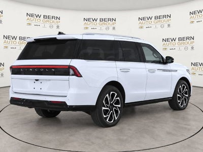 2027 Lincoln Navigator Reserve