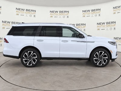 2027 Lincoln Navigator Reserve