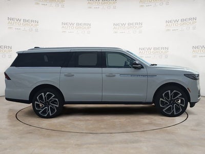 2026 Lincoln Navigator L Reserve