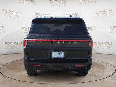2026 Lincoln Navigator L Reserve