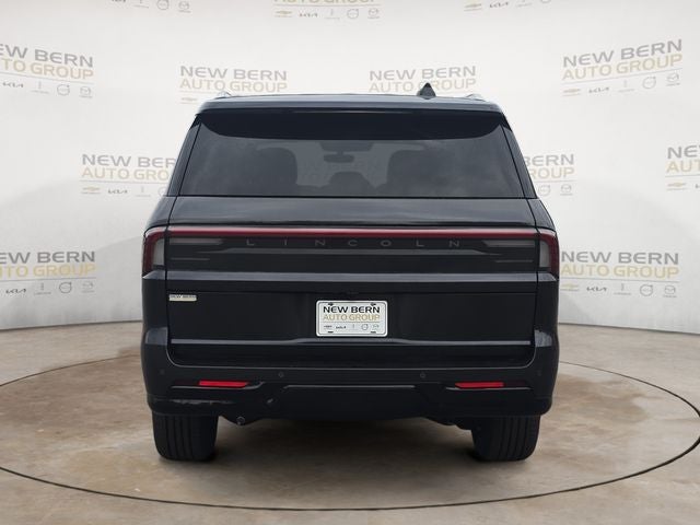 2026 Lincoln Navigator L Reserve