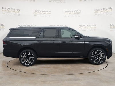 2026 Lincoln Navigator L Reserve
