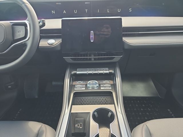 2026 Lincoln Nautilus Premiere - Photo 11