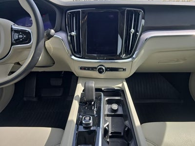 2024 Volvo S60 B5 Core Dark Theme