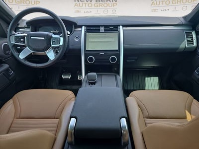 2024 Land Rover Discovery Dynamic SE
