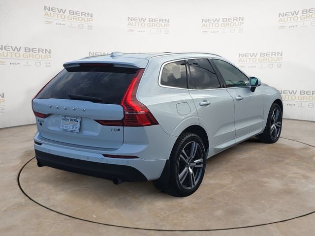2021 Volvo XC60 T5 Momentum