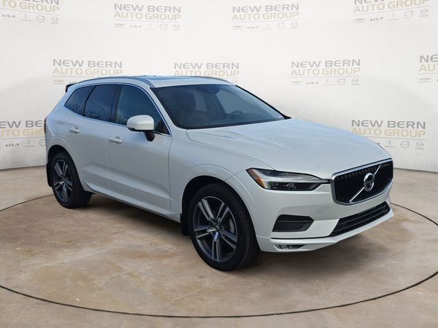 2021 Volvo XC60 T5 Momentum