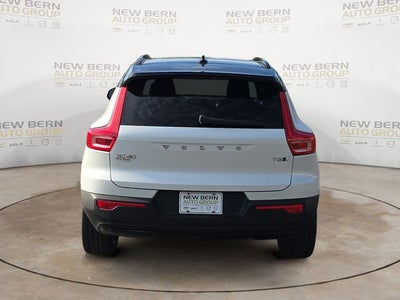 2021 Volvo XC40 R-Design