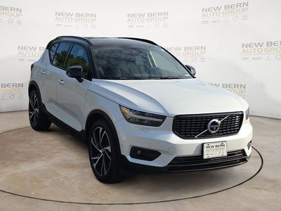 2021 Volvo XC40 R-Design