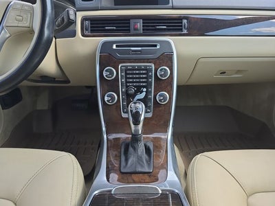 2015 Volvo XC70 3.2 Platinum