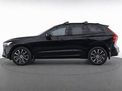 2024 Volvo XC60 B5 Plus Dark Theme