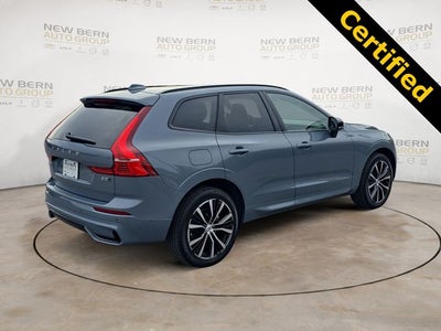 2023 Volvo XC60 B5 Plus Dark Theme