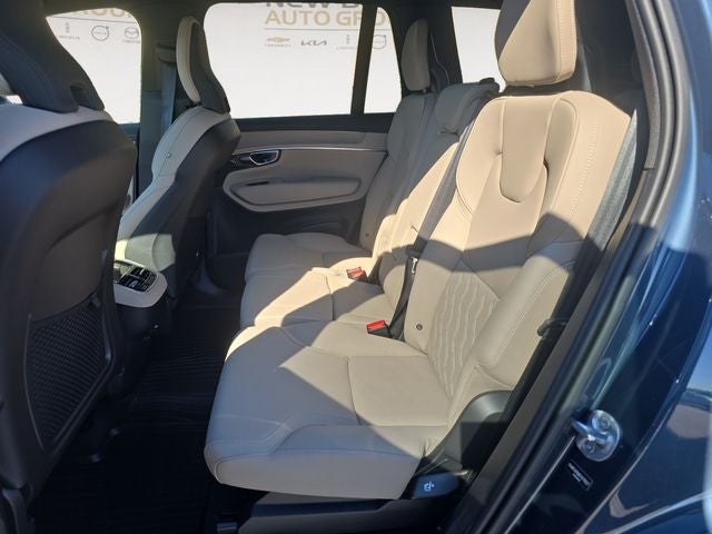 2025 Volvo XC90 B5 Plus 2025.5