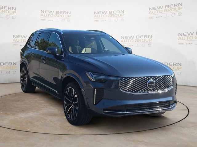 2025 Volvo XC90 B5 Plus 2025.5