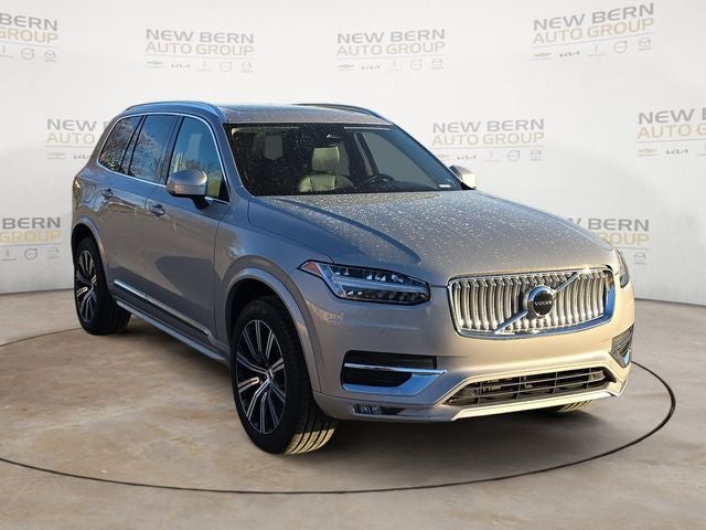 2025 Volvo XC90 B5 Core