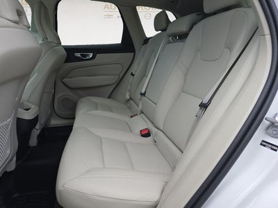 2025 Volvo XC60 B5 Core
