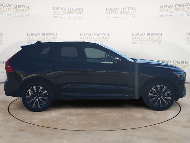 2025 Volvo XC60 B5 Core