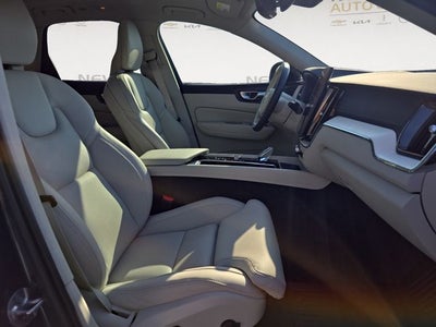 2026 Volvo XC60 B5 Ultra