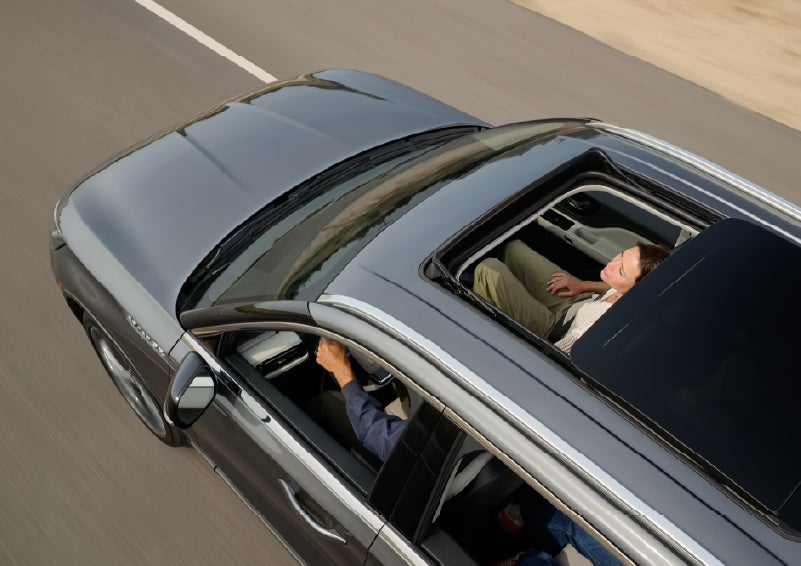 The available panoramic Vista Roof® of a 2027 Lincoln Aviator® SUV is open. | Lincoln of New Bern in New Bern NC