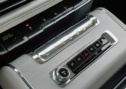 The piano key gear selector of a 2027 Lincoln Aviator® Back Label™ SUV. | Lincoln of New Bern in New Bern NC